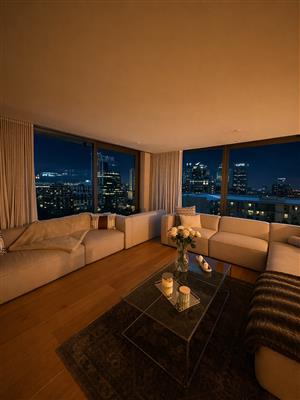 Elegant 2-Bedroom Luxury Apartment with Stunning Views in De Waterkant