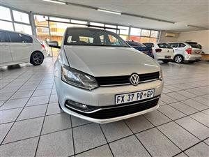 VOLKSWAGEN POLO 1.2 TSI