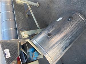Juice Extractor Separates Juice & Pulp for Crushing