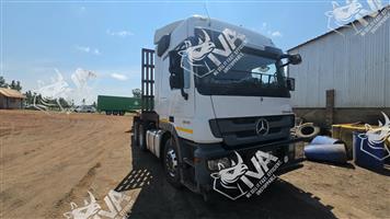 4 X 2016 Mercedes Benz Actros 2646 horse truck for sale