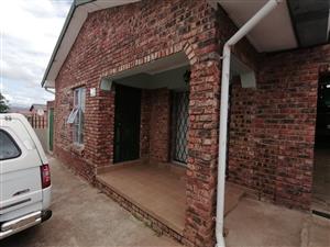 Neat move in ready home.