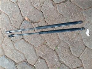boot shocks for jeep compass