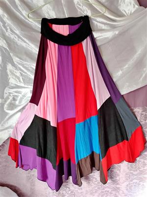 MAXI SKIRT MEDIUM