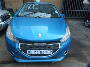 STRIPPING Peugeot 2.08 1.2 VTi Acive - 2013