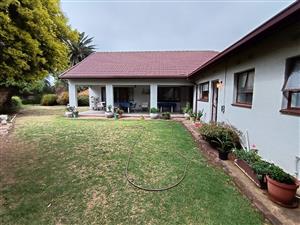 House For Sale in Brackendowns