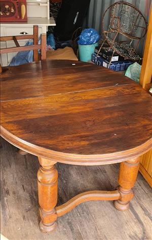 Vintage Oak oval table