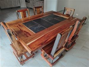 Baie mooi 6 sitplek eetkamer stel 