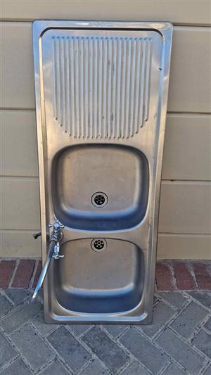 Zink Basin with mixer 120 x 46 cm