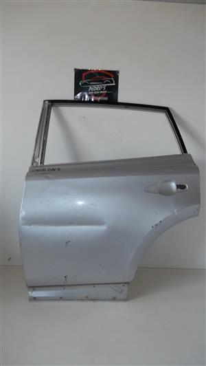 Toyota Rav 4 left rear door