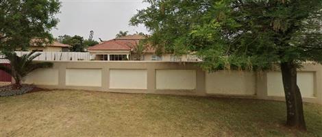 House For Sale in Clayville