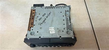 2001-08 Peugeot 207/307 Radio For Sale @Circle 7 Used Parts 