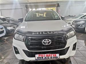 2019 TOYOTA HILUX 2.4 GD6 HIRADER DOUBLE CAB MANUAL