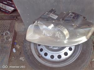 AUDI A4 2002 LEFT HEADLIGHT FOR SALE