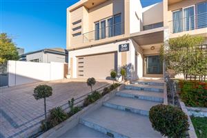 House For Sale in Sandown