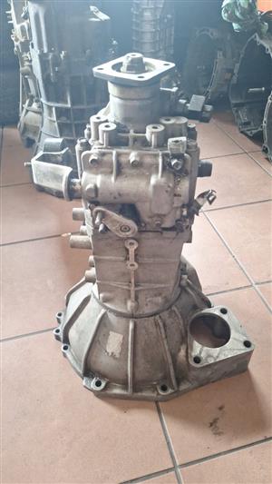 Kia J2 2.7 Manual Gearbox R9500 on exchange