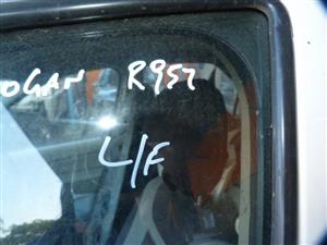 Stripping Renault Logan for spares 