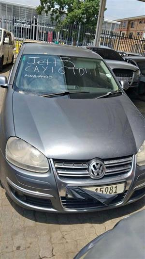 JETTA 5 STRIPPING FOR SPARES. 