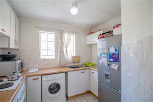 2 Bed and 1 Bath First Floor Apartment in Vorna Valley