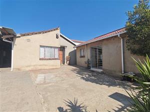 House For Sale in Cosmo City