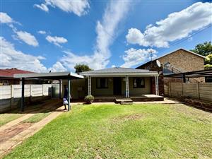 10 Bed Student House - Prime Location