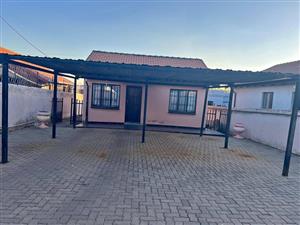 Affordable 2 Bedrooms House for Sale in Soshanguve UU
