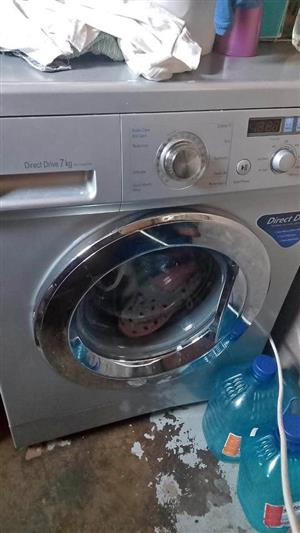 LG 7kg Direct Drive washing machine