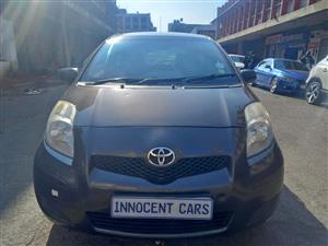 2011 TOYOTA YARIS 1.3 T PETROL, MANUAL, GREY COLOR, MILEAGE 