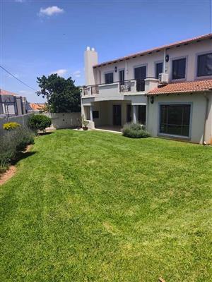 House Rental Monthly in Waterkloof Ridge