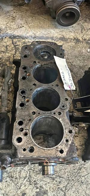 Isuzu 4JA1L block