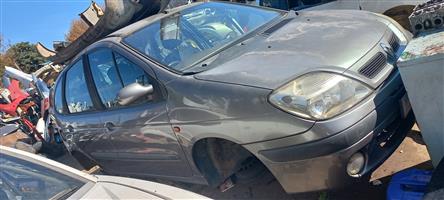 Renault scenic 2001 stripping 