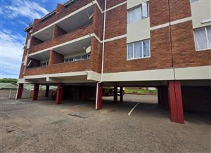 Exceptional Value Three-Bedroom Flat in a Secure Complex