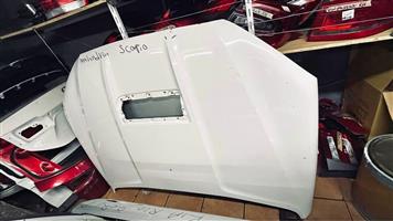 Mahindra Scorpio bonnet