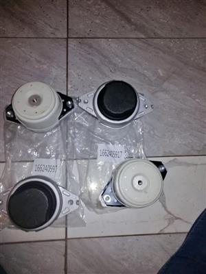 Mercedes benz W166 Engine mountings