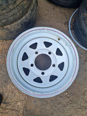 Toyota Landcruser cruiser steal rim size 16