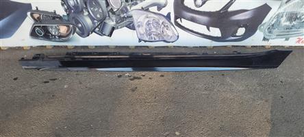 2021 BMW 1 SERIES F40 M-SPORT SIDE SKIRT LEFT SIDE FOR SALE.