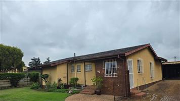 House For Sale in Dinwiddie