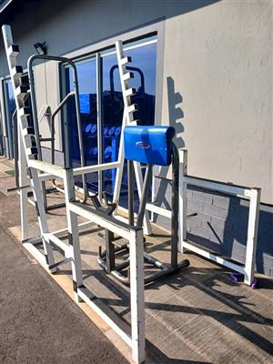 Gym Squatting Rack 