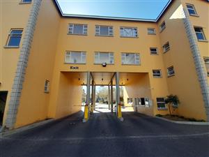 Modern 2 Bedroom unit in Ormonde