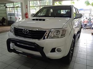2012 TOYOTA HILUX 3.0D4D 4X2 LEGEND 45 DOUBLE CAB  WHITE COLO DIESEL LEATHER TOWBAR 160.000KM
