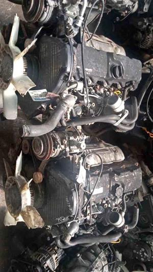 TOYOTA HILUX 2L 2.4 ENGINE FOR SALE
