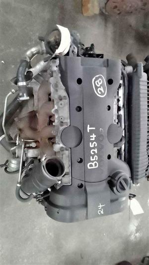 VOLVO B5254T COMPLETE ENGINE FOR SALE