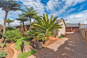 Cosy 3 Bedroom Family Home in Rant-en-Dal Krugersdorp