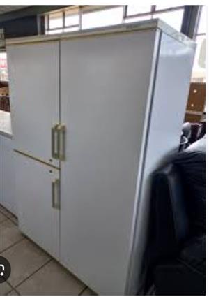 3 door fridge for sale R2000,  Danville came to collect  self. 
