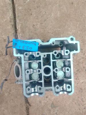 Hyosung GT 650 cylinder head