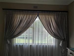 Good Quality Curtains + Lace curtain For Sale