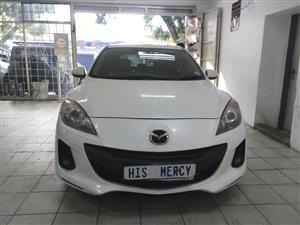 2014 MAZDA 3 DYANAMIC 1.6 MANUAL