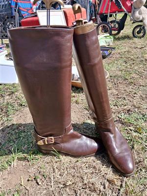 English soft leather ladies boots