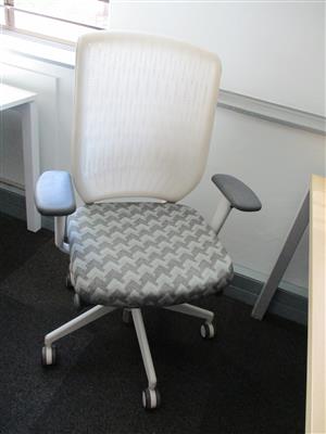 Evolve Chair- Grey- Price Reduced