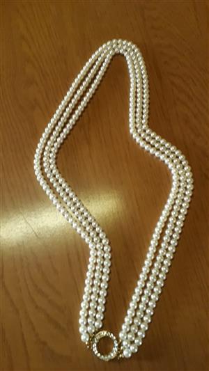 pearl necklaces for sale