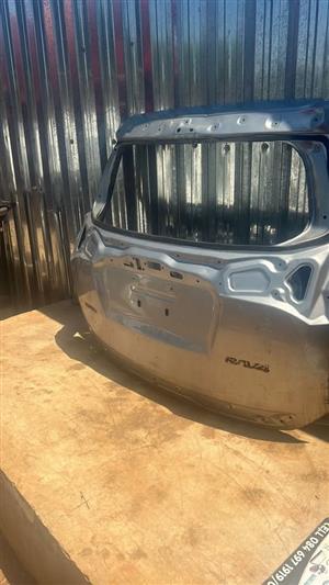 Toyota Fortuner Tailgate